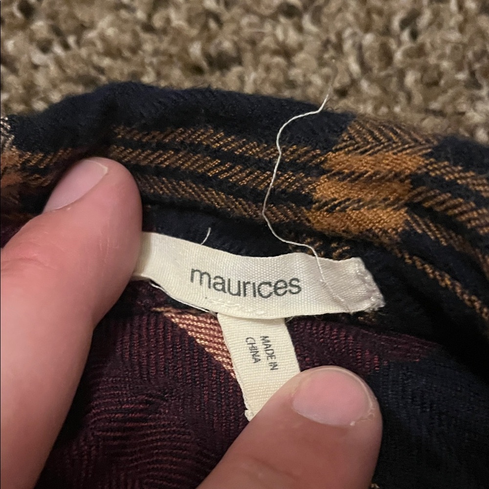 Maurices Multicolor Plaid Button Down Shirt (WC1) - Picture 2 of 4